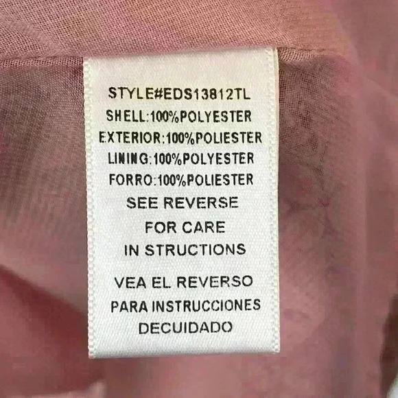 En Creme Red White Abstract Smocked Collar Flowy Sleeve Blouse Size Small - Picture 12 of 14